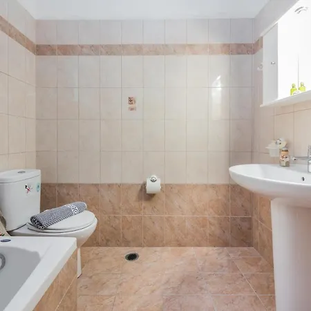 Apartment Domus Lukas *