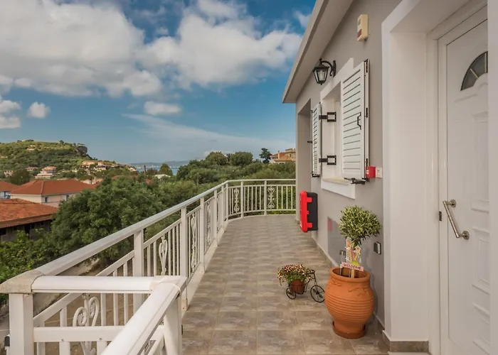 Domus Lukas דירה Marathiás