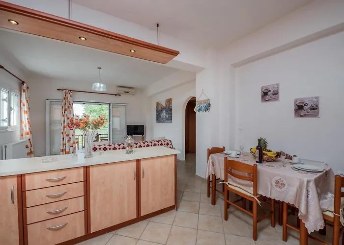 Appartement Domus Lukas Marathiás
